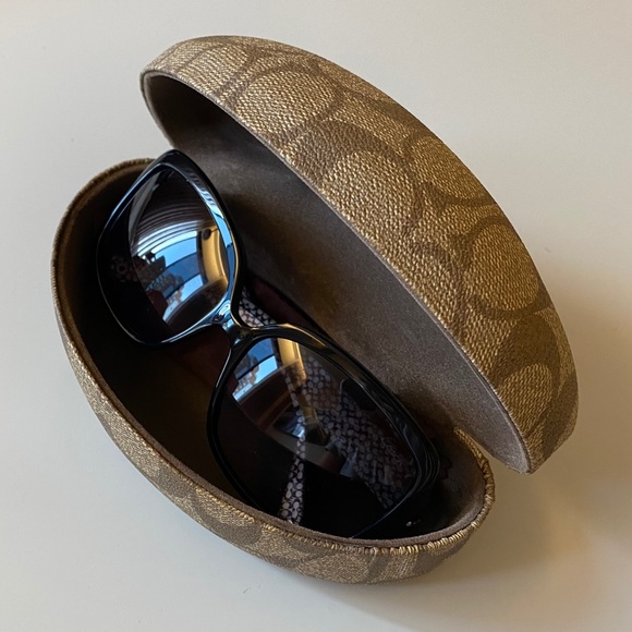 COPY - Coach Sunglasses - Scarlet - Picture 5 of 5